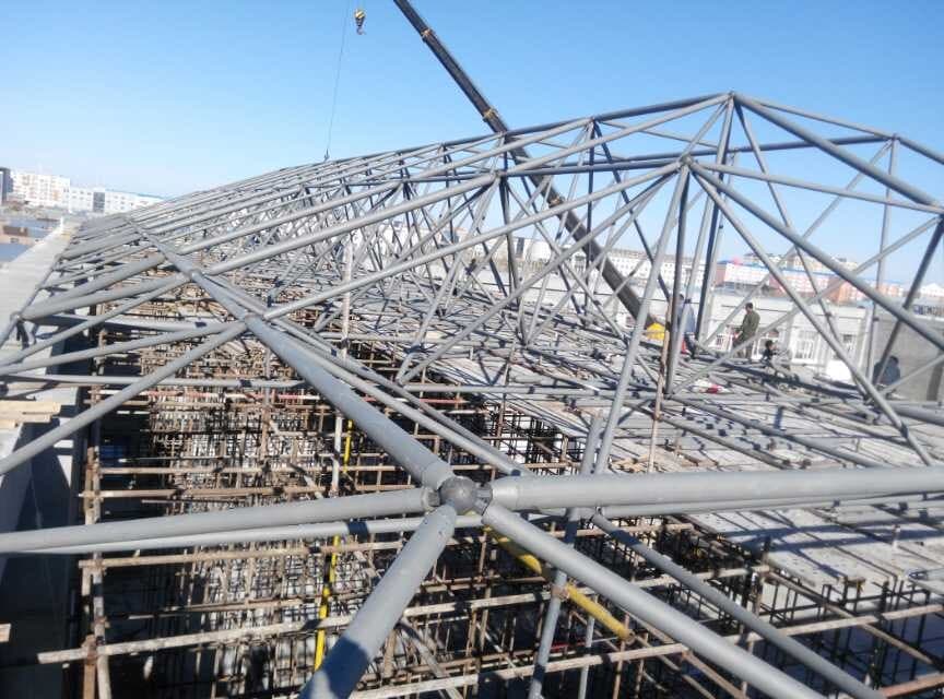 丹阳商贸城屋顶网架工程